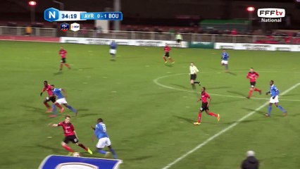 Frappe contrée qui finie en corner