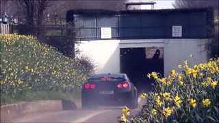 Supercars leave events in style! ( Loud accelerations, burnouts and powerslides)
