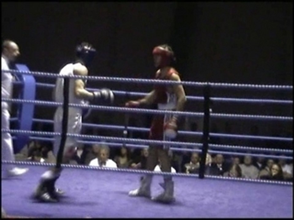 Combat angleterre mecheri riad