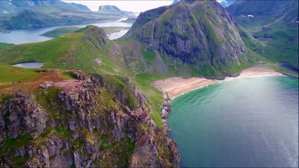 Iles Lofoten vues d'un drone