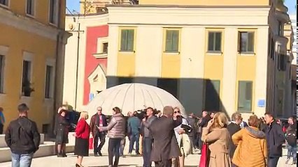 Droni , Edvin kerko falje