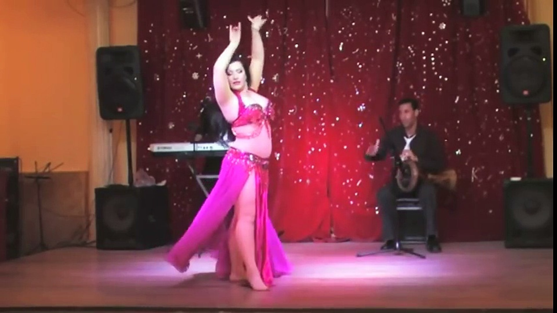 مش صافيناز .رقص شرقي مصري .Hot Belly Dance (86)