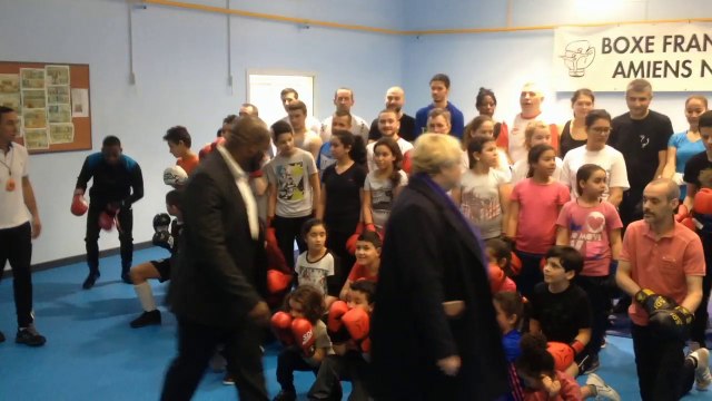 Boxe: Jean-Marc Mormeck en visite à Amiens Nord