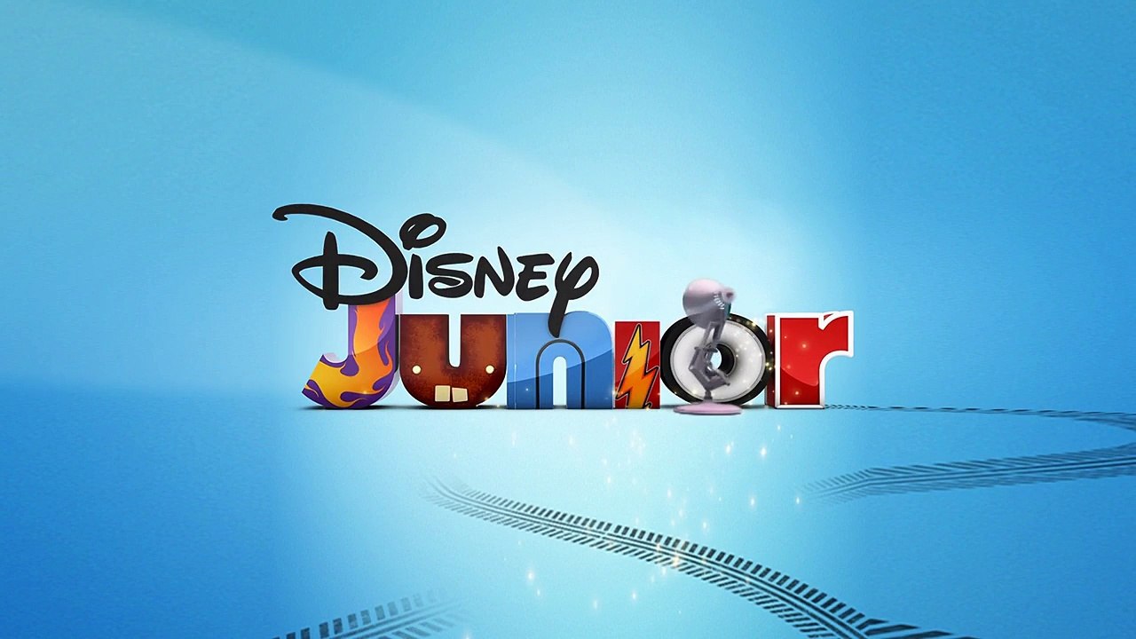 392-Disney Junior With Cars Movie Spoof Pixar Lamp Luxo Jr Logo