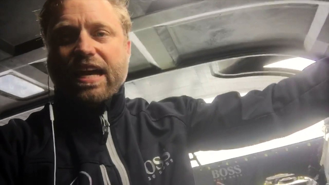 D15 : "Yesterday was not a very good day!" Alex Thomson from Hugo Boss / Vendée Globe