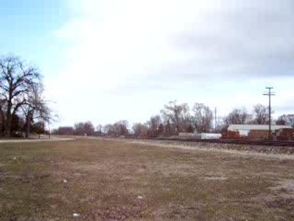 Westbound Automax Train at Lockport