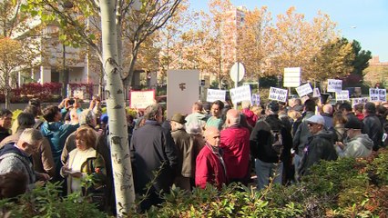 Cientos de personas protestan contra la pobreza energética