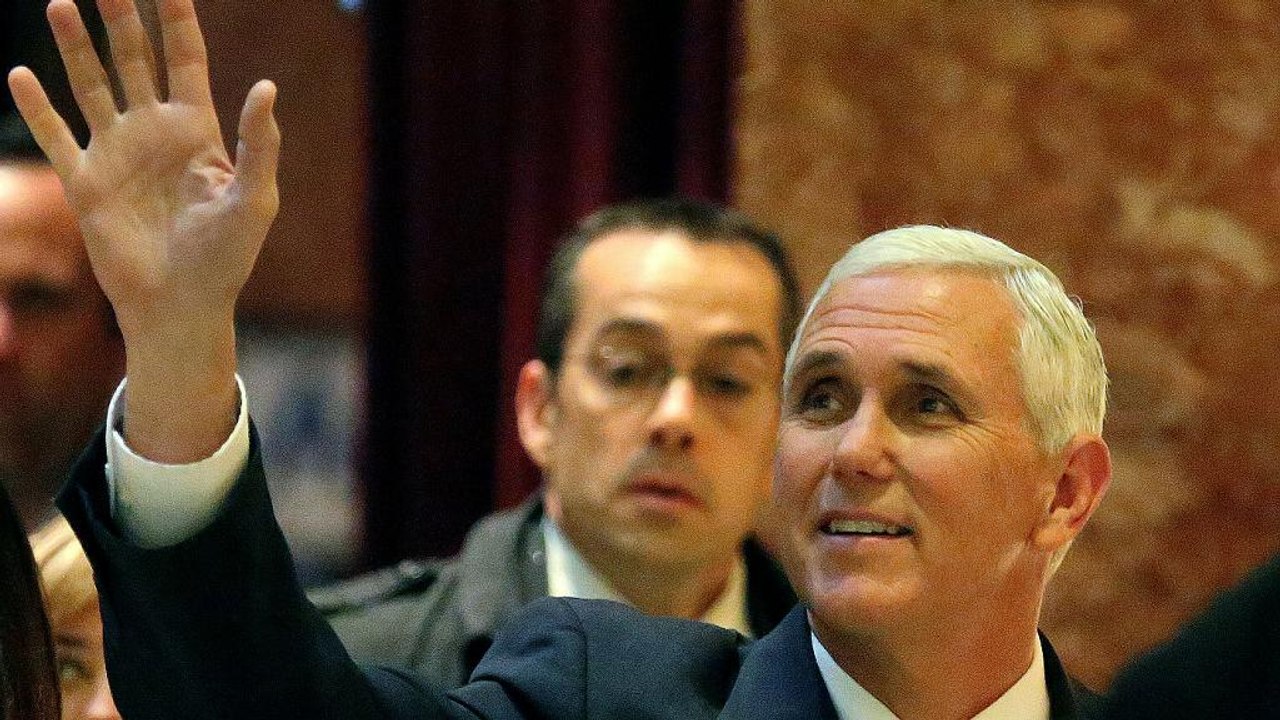 Trump attacks 'harassment' of Mike Pence at Hamilton musical