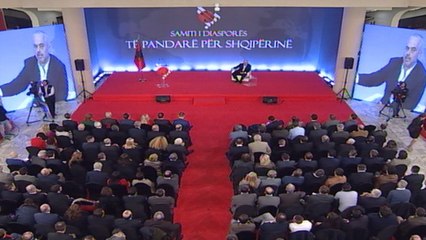 Report TV - "S'kam para, merrni nga një diplomë juridiku", batuta e kryeministrit Rama