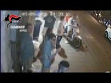 Napoli - Baby boss sparano da una moto in via Toledo (19.11.16)