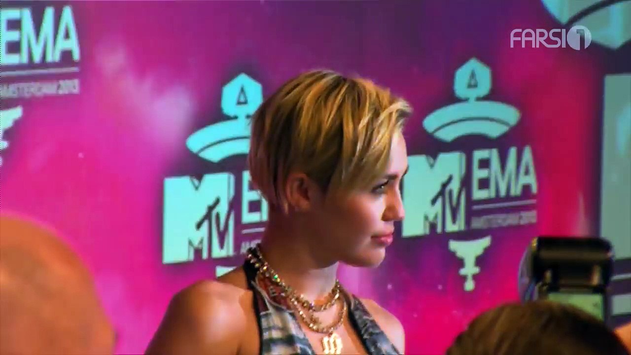 Hollywood Buzz – S01EP16 - Bryan Cranston / تازه های هالیوود – قسمت شانزدهم – برایان کرنستون