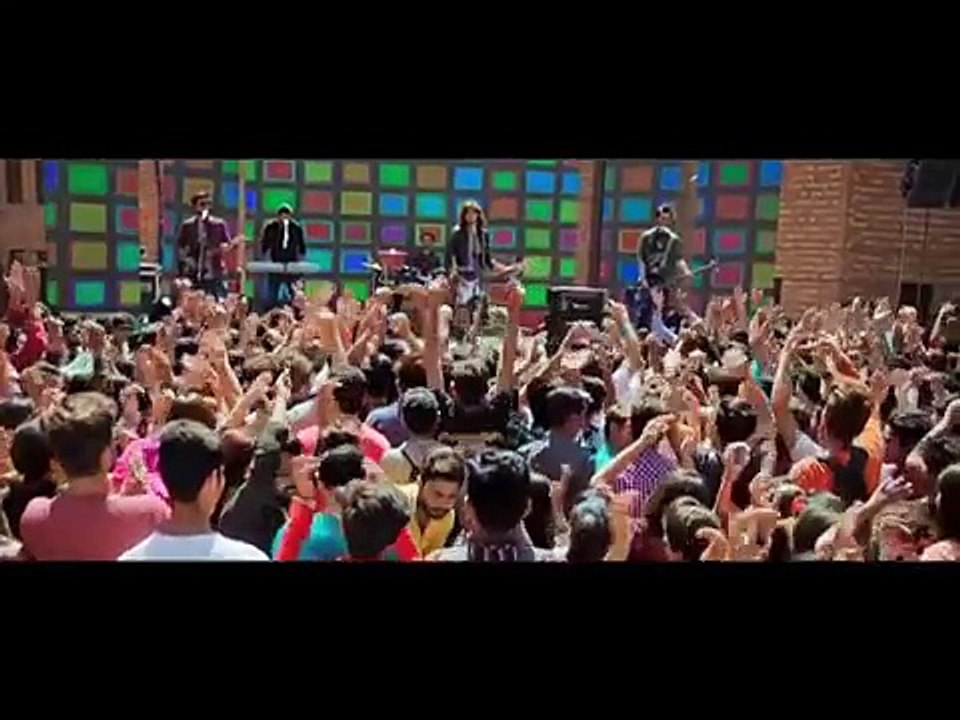 Be-Fiqriyan Lahore se Aagy