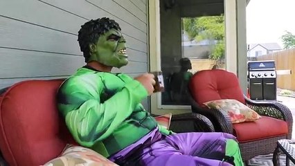 The Incredible Red Hulk vs The Incredible Hulk