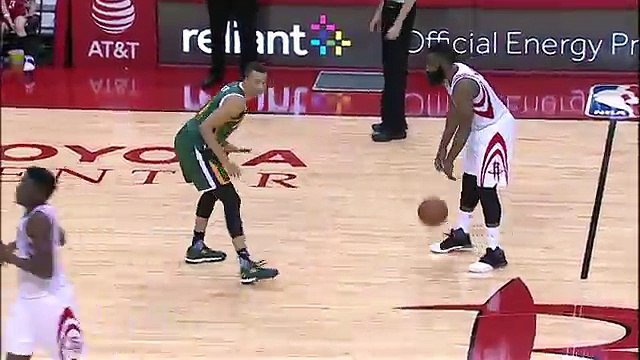 Harden Finds Capela For Halfcourt Alley Oop l 11.19.16