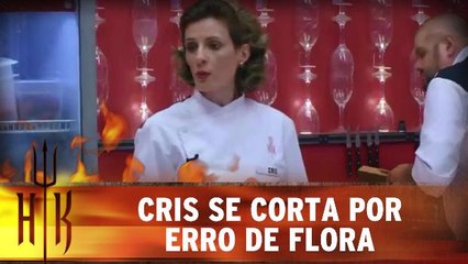Cris se corta por erro de Flora