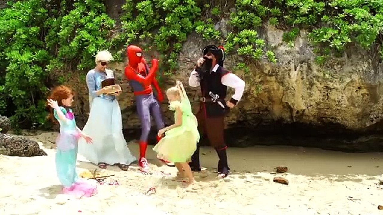 Frozen ELSA W/ Spiderman Pink Spidergirl Maleficent Joker Anna Ariel & Hulk