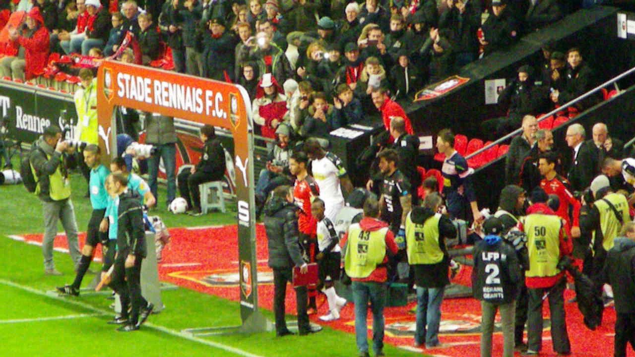 19/11/16 : SRFC-SCO : entrée des équipes