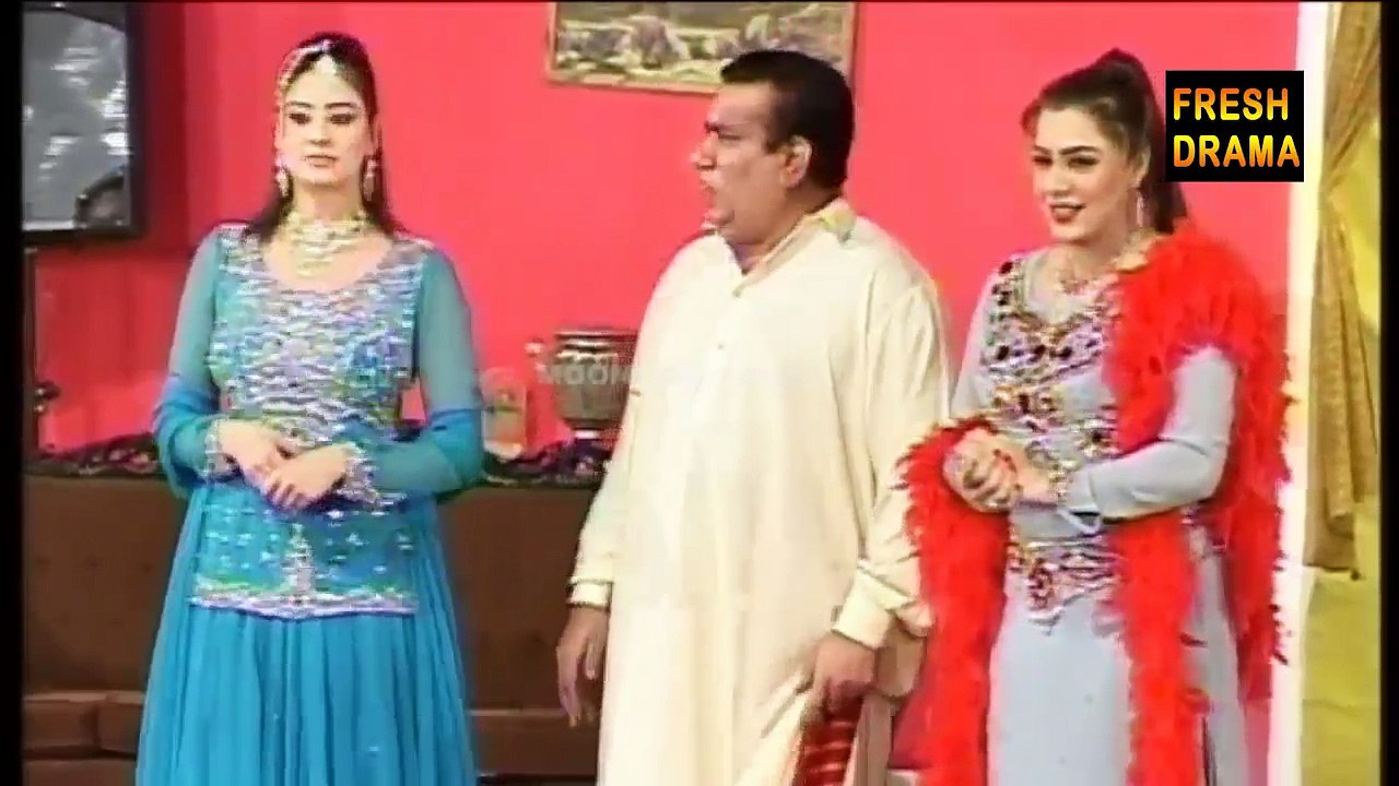 Nasir chinyoti - Sexy Megha Hot Girls New Pakistani Stage Drama Full Comedy Stage Show