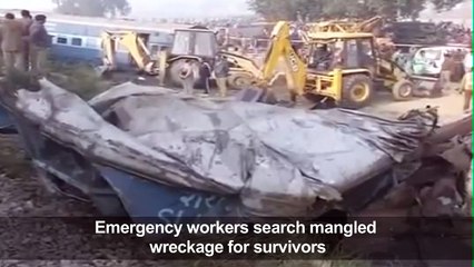 Over 100 killed as Indian train derails