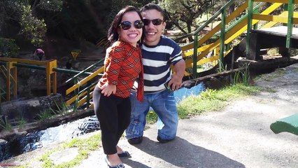 Voici le couple de mariés le plus petit du monde