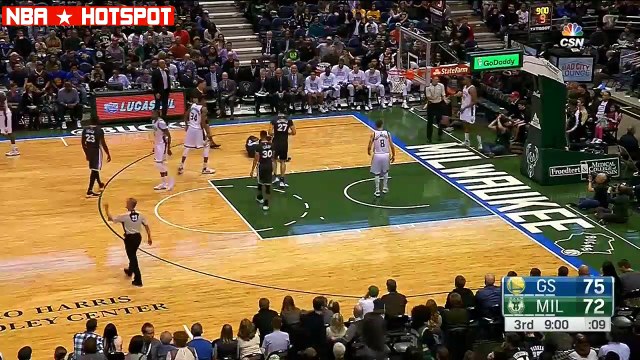 Kevin Durant Goes Down in Pain Bucks vs Warriors - 11192016 2016-17 NBA Season