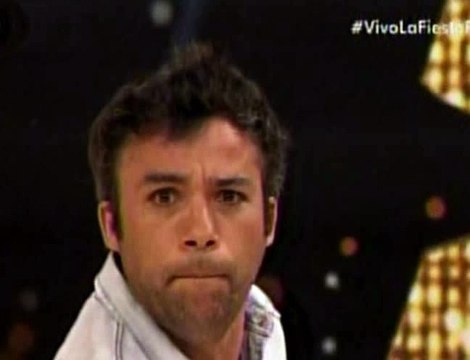 Gian Piero Díaz y Renzo Schuller vacilan a Christian Domínguez con Vania Bludau de la peor forma