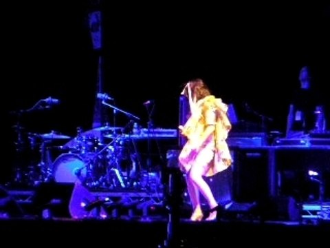 BJORK - HUNTER - ROCK EN SEINE 2007