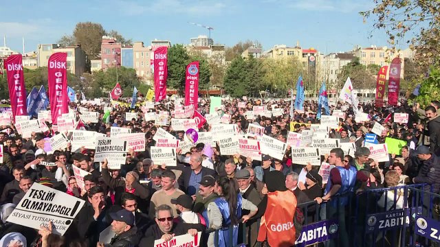 Turkey protesters rally against crackdown on pro-Kurds