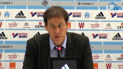 Garcia : "Frank a voulu garder le ballon du match !"