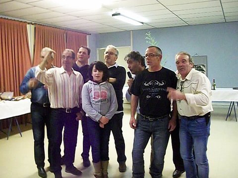 SOIREE KARAOKE ET BEAUJOLAIS du 18 Nov 16 DES OLD FRIENDS' DE ST BENOIT DE CARMAUX - IL EST OU LE BONHEUR