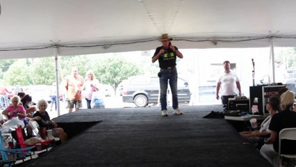 Open Mic performance 'My Way' Elvis week 2014