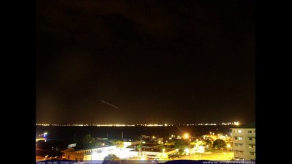 Best of Giant ufos Cigar over Australia 2012.
