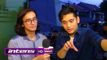 Kebersamaan Giorgino dan Omar Menyantap Liwetan - Intens 21 November 2016