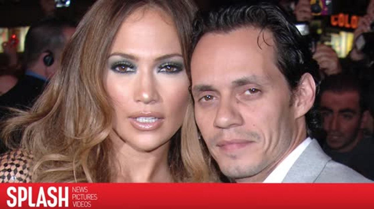 Jennifer Lopez und Marc Anthony küssen sich bei den Latin Grammy Awards