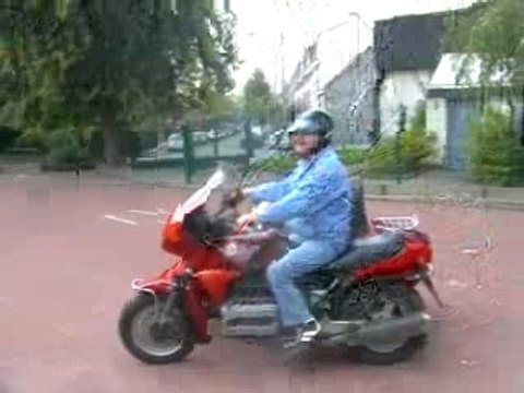 moto bmw avec side car hechard