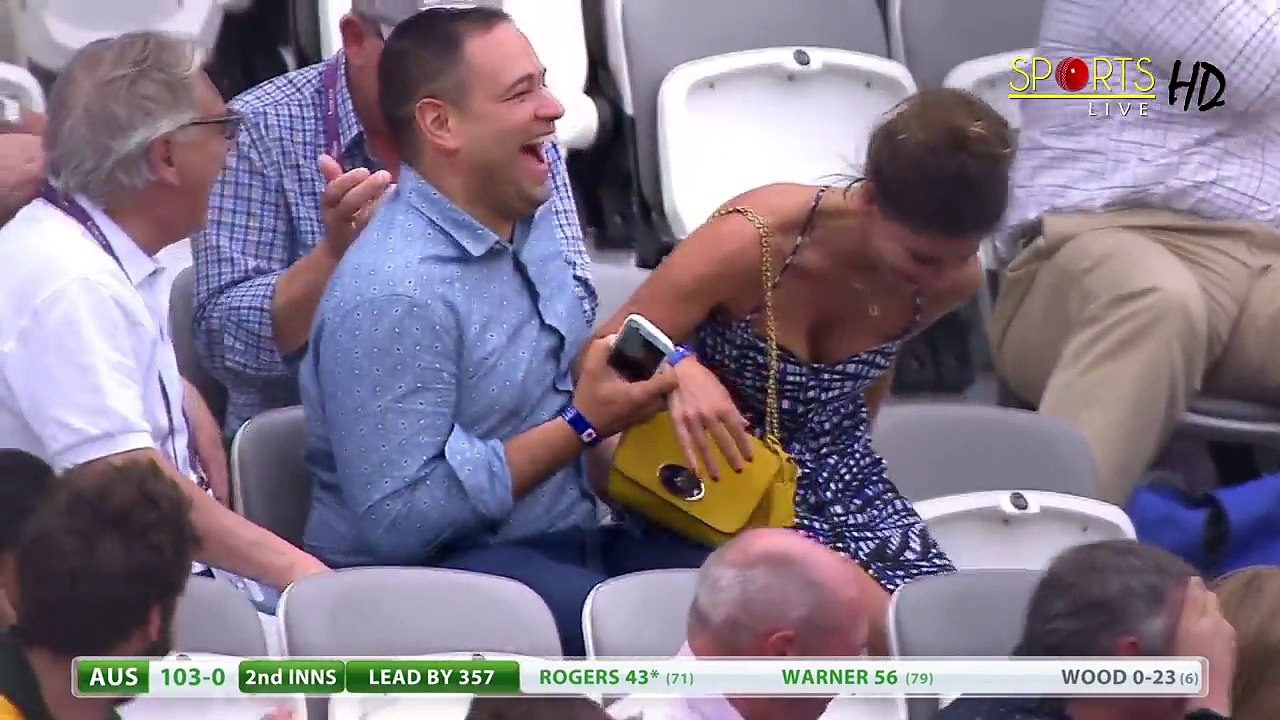 Funny Cricket Video ⋆ Girl fall from the chair during Cricket Match