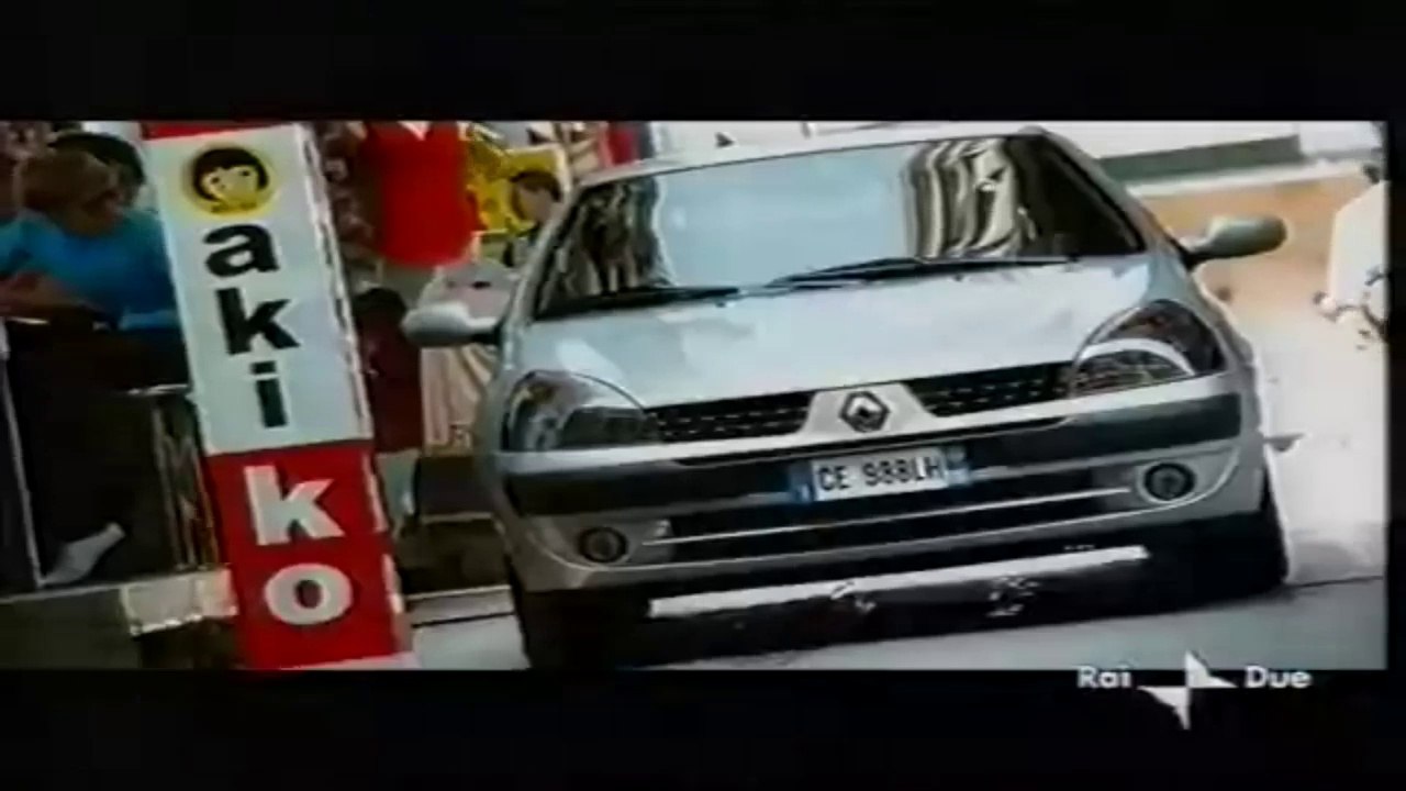 renault clio spot (2003)