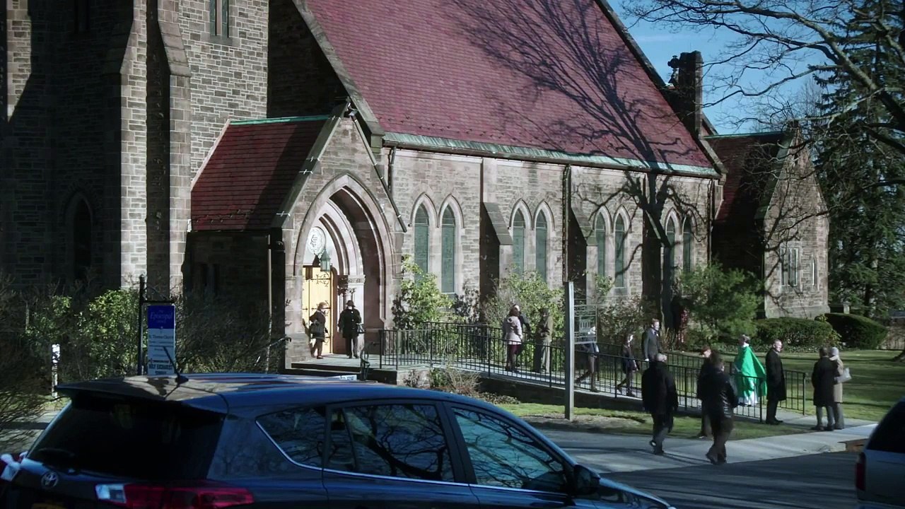 Divorce 1x08 Promo "Church" (HD)