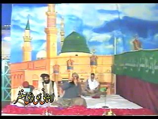 ‪owais raza qadri || most beautiful and inspirational NaaT ||  hain Der-e-Dolat pey Gada