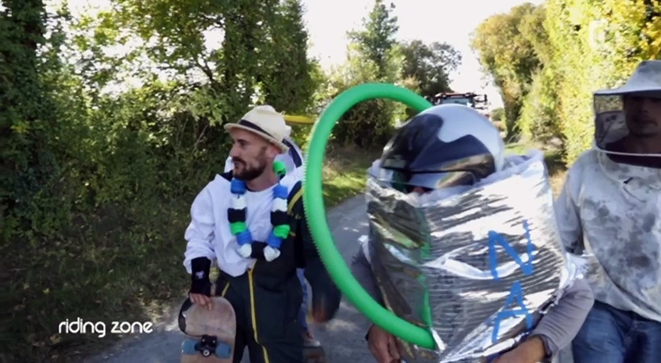 En Mode Freestyle : Une course de skate dans une ferme !