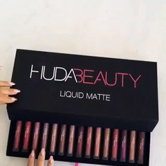 Coffret de rouges à lèvres by @Hudabeauty