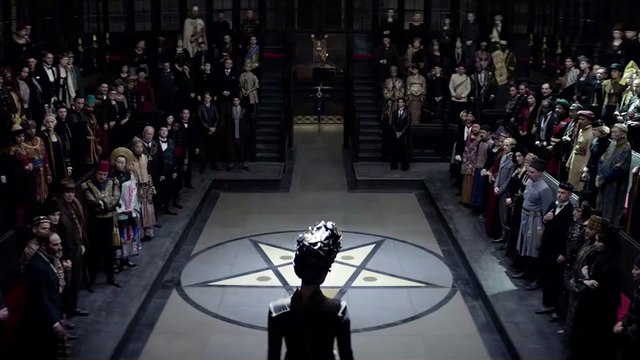 'Animales Fantásticos' recauda 218 millones