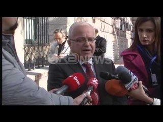 Ora News - Paloka përjashtohet me 5 ditë nga Kuvendi, Noka 10 ditë