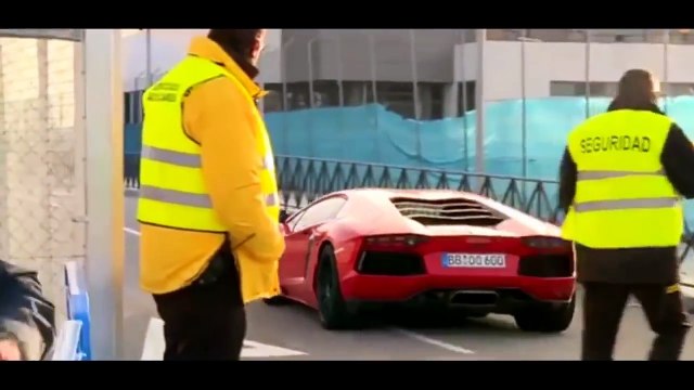 Cristiano Ronaldo, Benzema and Navas arriving by Lamborghini in training