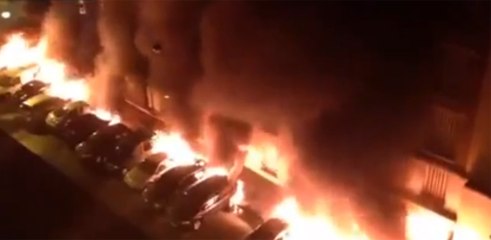 Paris'te tam 26 araç birden kundaklandı