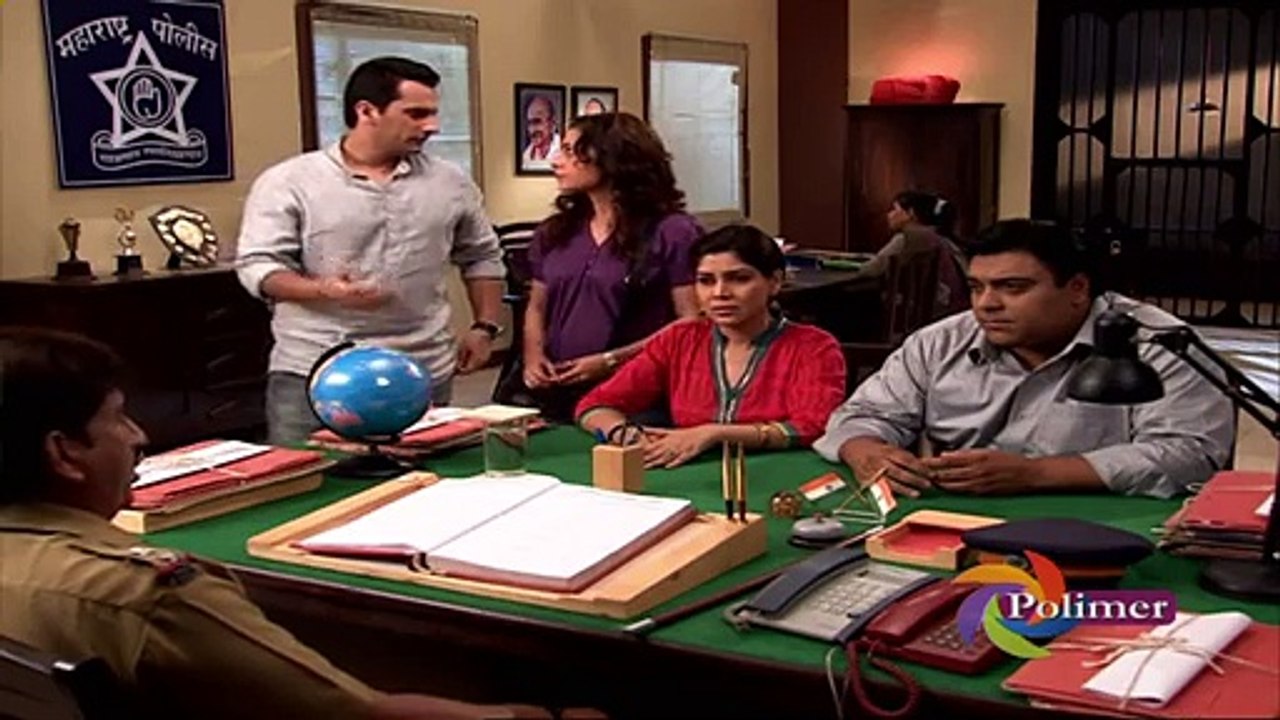 Ullam Kollai Poguthada – Episode 432