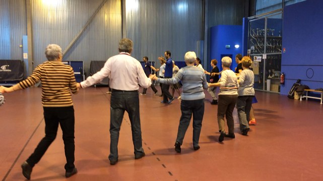 Stage de danse grecque organisé par le Carroi