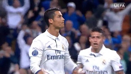 Video herunterladen: Uefa elege os cinco gols de falta mais bonitos de Cristiano Ronaldo