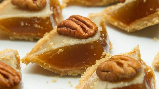 How To Make Pecan Pie Jello Shots - Full Recipe