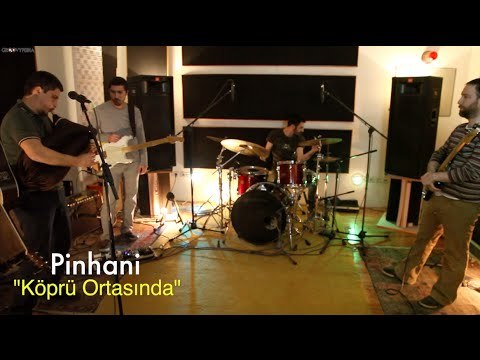 Pinhani - Köprü Ortasında // Groovypedia Studio Sessions